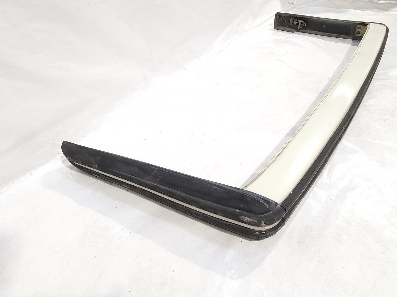 Used Part fits: 1990 Bentley TURBO R Grade A