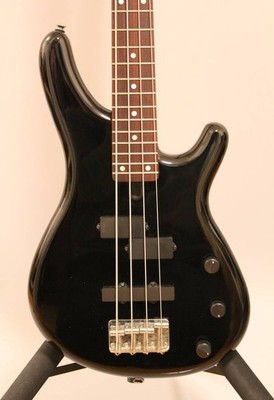 Yamaha Motion Bass MB-40 Medium Scale length Electric Bass