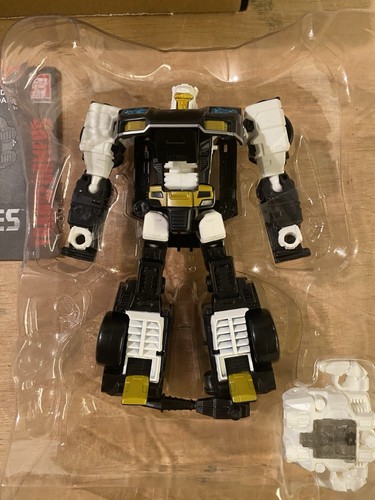 Transformers 100% Complete Power of the Primes RICOCHET - Picture 3 of 6