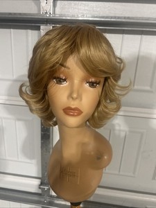 Honey Blonde Wig/Curly Synthetic Fibers/Feathered/ Short Farrah