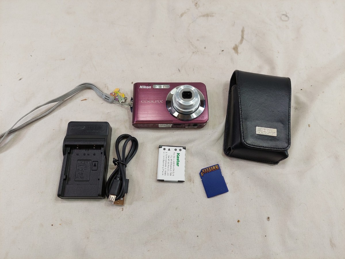 Nikon COOLPIX S210 8.0MP Digital Camera Pink Tested Works Great