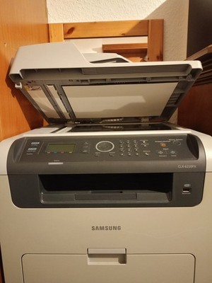 Farb Multifunktionsgerät Samsung CLX 6220FX -  4 in 1 .