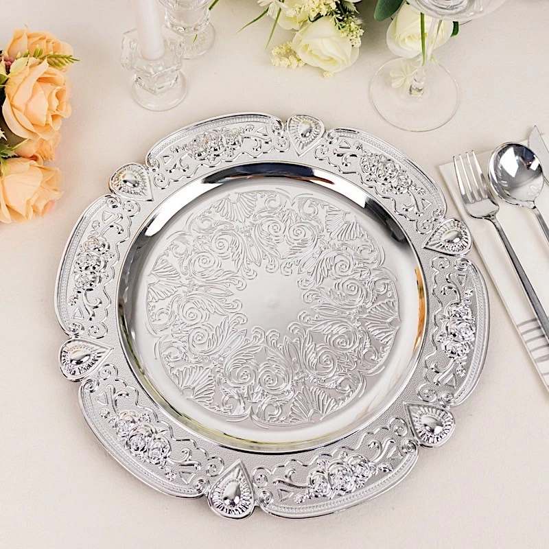 PLACAS CARGADOR PLATA 6 Rondas 13" Floral Repujado Plástico Borde Festoneado Eventos Foto 3 de 4