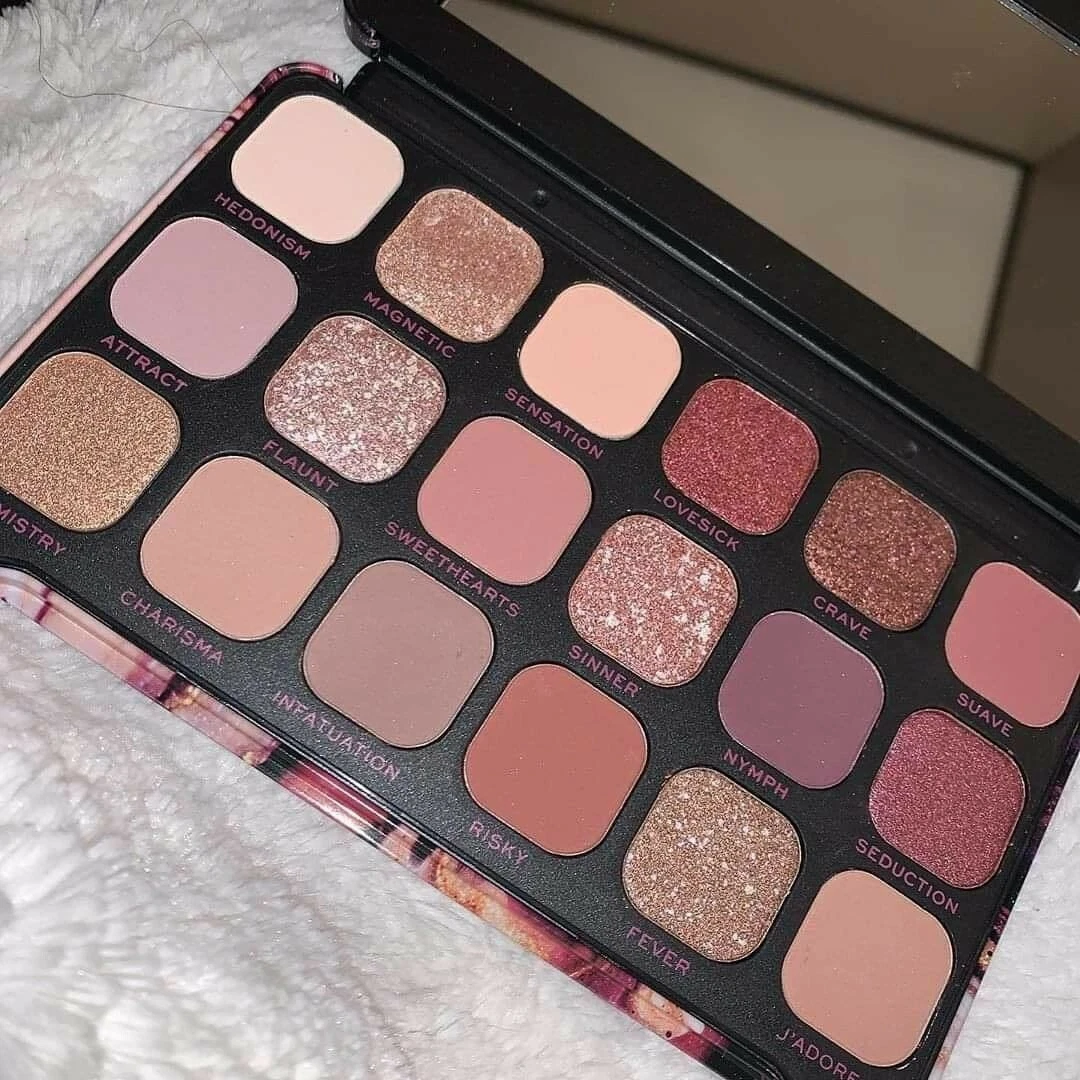 Makeup Revolution Eyeshadow Palette Forever Flawless ALLURE Matte