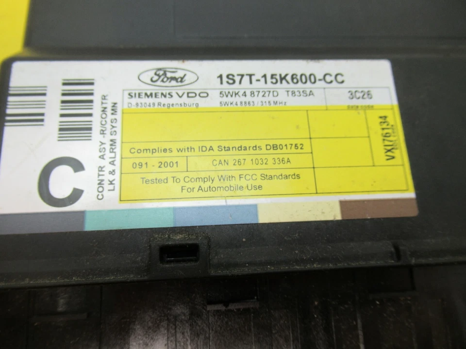 THEFT LOCKING ALARM COMPUTER ECM KEYLESS ENTRY REMOTE UNIT for 02 03 FORD FOCUS - image 3 of 4