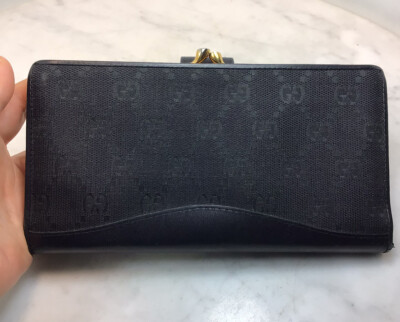 Vintage GUCCI Black Canvas Leather Logo Kiss Lock Tri Fold Long