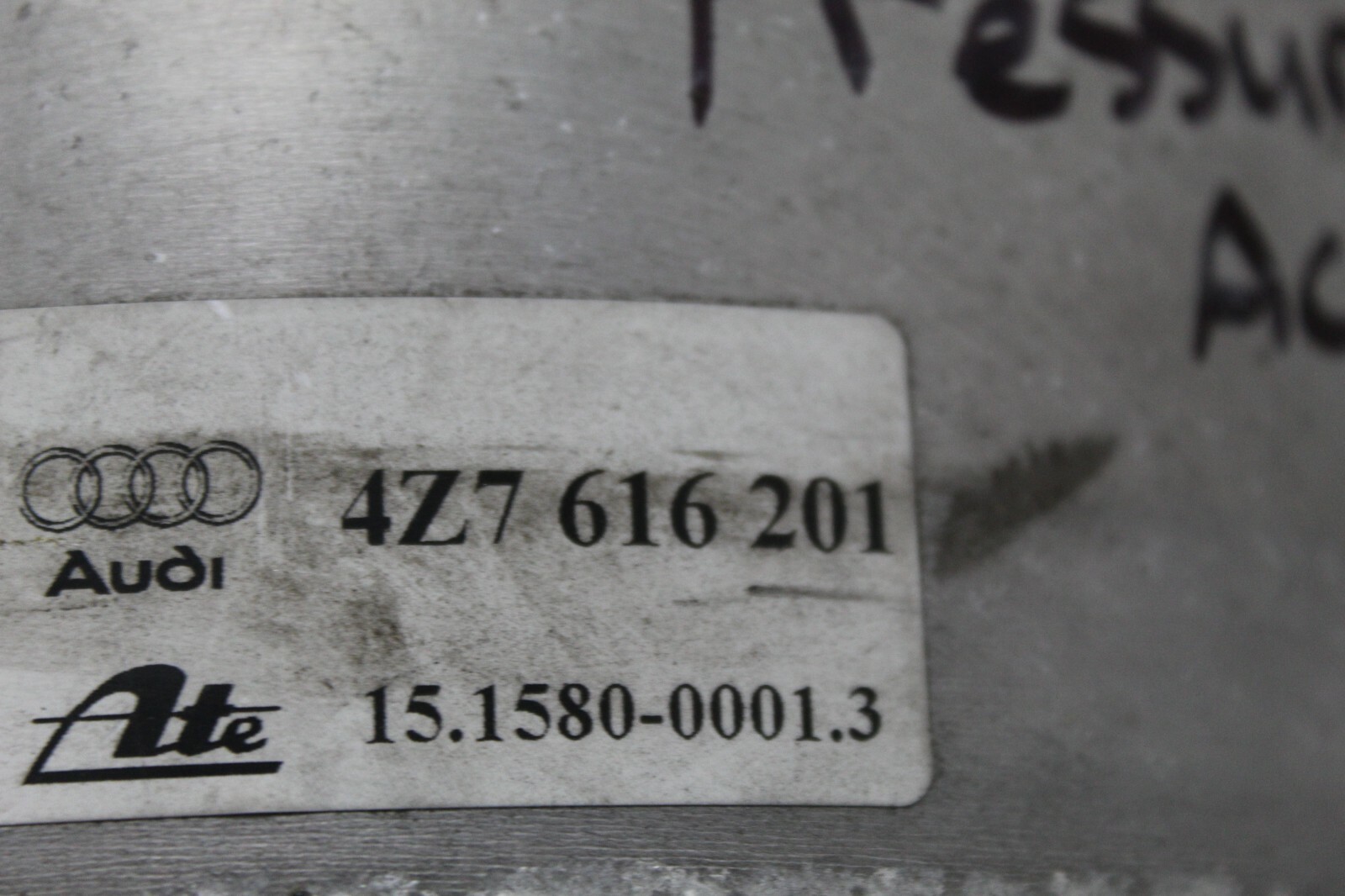 AUDI A6 ALLROAD AIR SUSPENSION PRESSURE ACCUMULATOR TANK 2000 TO 2005