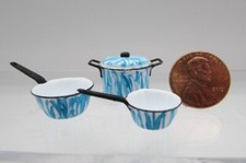 Dollhouse Miniature Kitchen Blue Enamelware Cookware Pot and Pan Set CAR0892