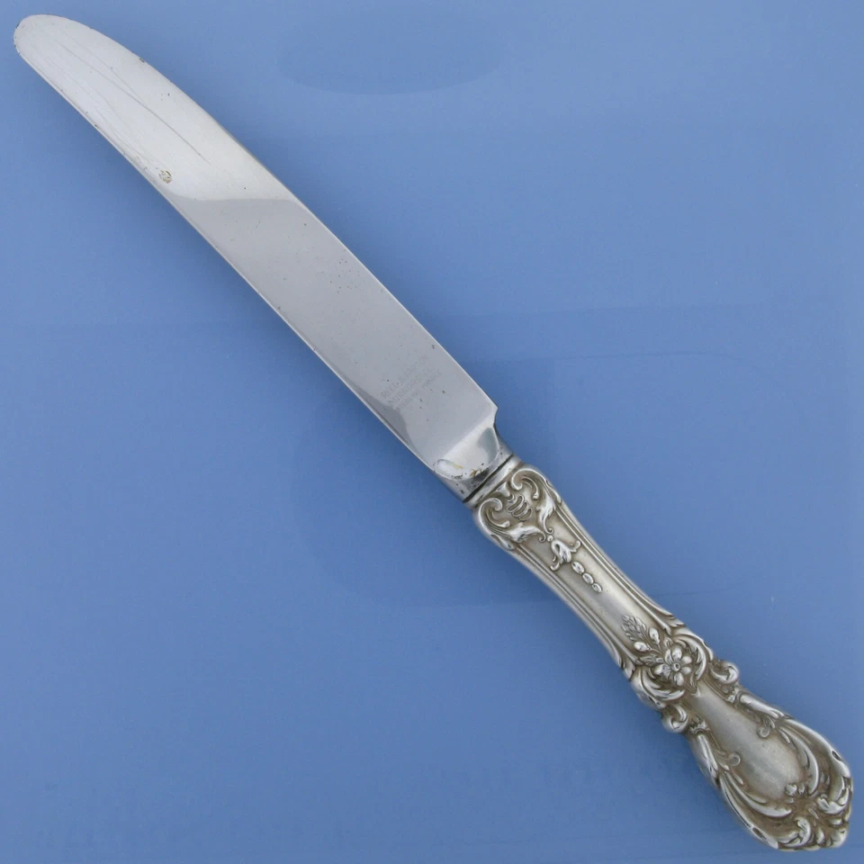 Cuchillo de cena tamaño completo Reed & Barton Borgoña 1949 cubiertos de ley - 9 1/2" Foto 2 de 3