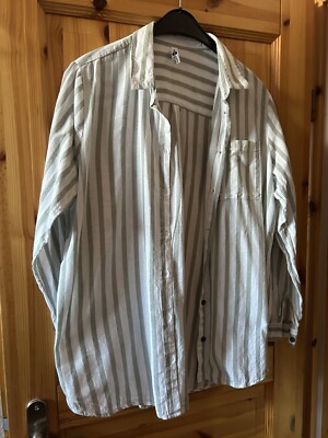 Damen Bluse Gr 44 , gestreift 