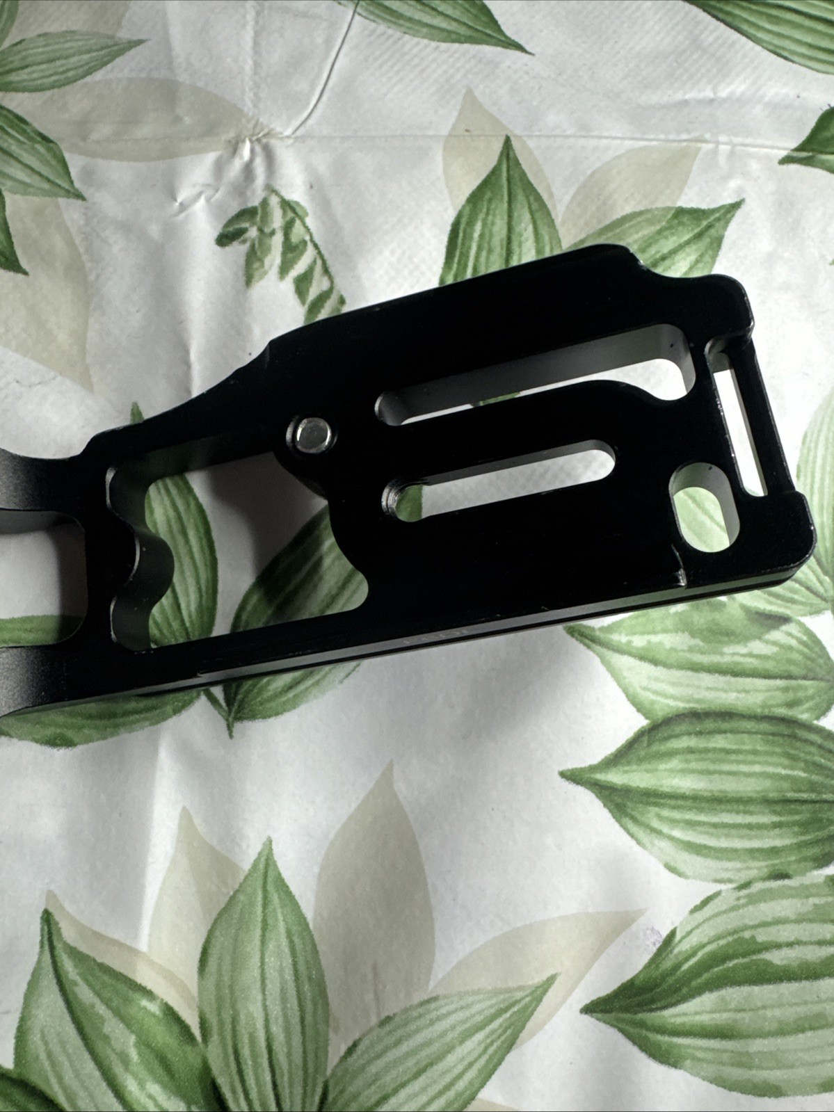 Vertical L- Bracket F6DL image 3