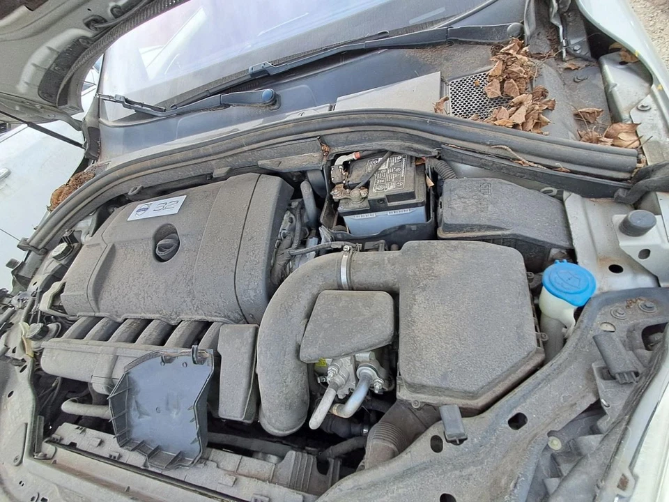 (LOCAL PICKUP ONLY) Fuel Tank XC70 FWD Fits 08-16 VOLVO 70 SERIES 2645367 - Image 2 of 4