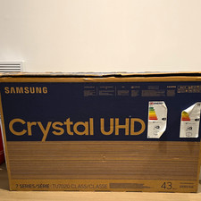 Samsung Crystal UHD TU7020 7 Series 43 in LED TV 2160p 4K UHD