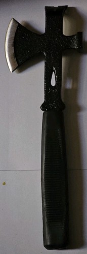 ToolRite Multifunction Axe, hammer, Claws for the hammer in 4 In One Tool.