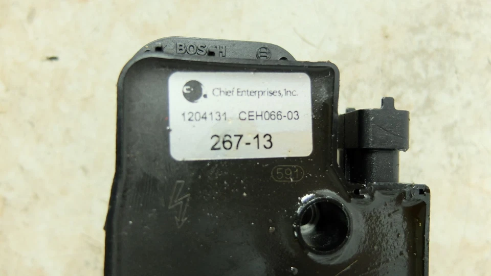 14 Polaris 106 Victory Judge ignition coil pack - Image 3 of 4