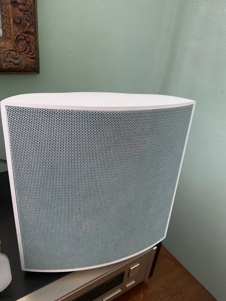 Linn Classik Unik - altoparlanti surround da scaffale o muro - Immagine 3 di 4