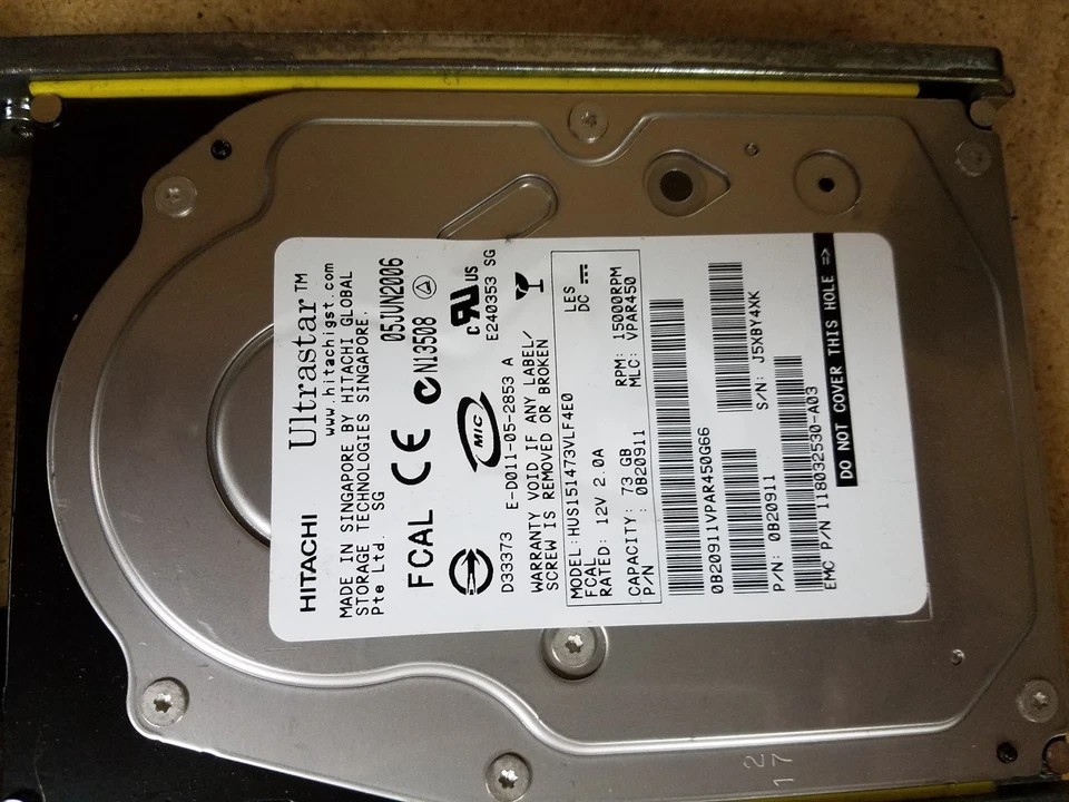 005048700 EMC CLARIION CX DRIVE and TRAY 73gb 15K HITACHI HUS151473VLF4E0 - Image 2 of 3