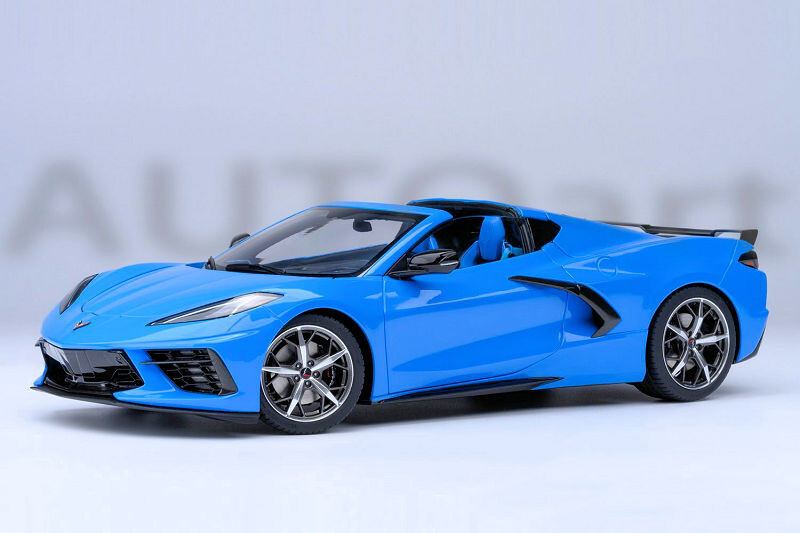 AUTOart Chevrolet Corvette C8 Stingray Z51 Rapid Blue 71281