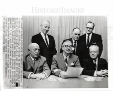 1967 Press Photo Dr. Brad Harris Allen Payne Medical MI - dfpb66777