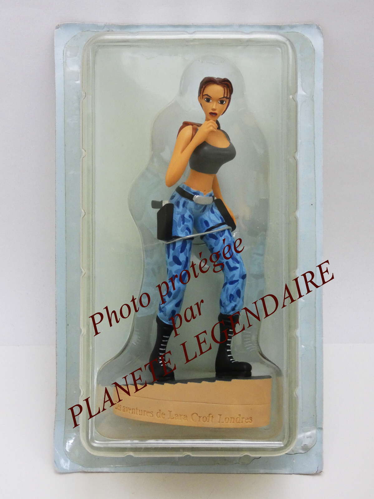Statuette Lara Croft de Tomb Raider à Londres, œuvre en résine de haute qualité