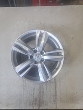 2013-2015 Acura Rdx Wheel 18x7-12 Alloy 10 Double Spoke W Cap Oem