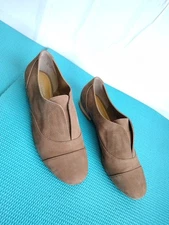 Crown Vintage Women's Suede Leather Slip On Flats Shoes Brown Size 7.5M