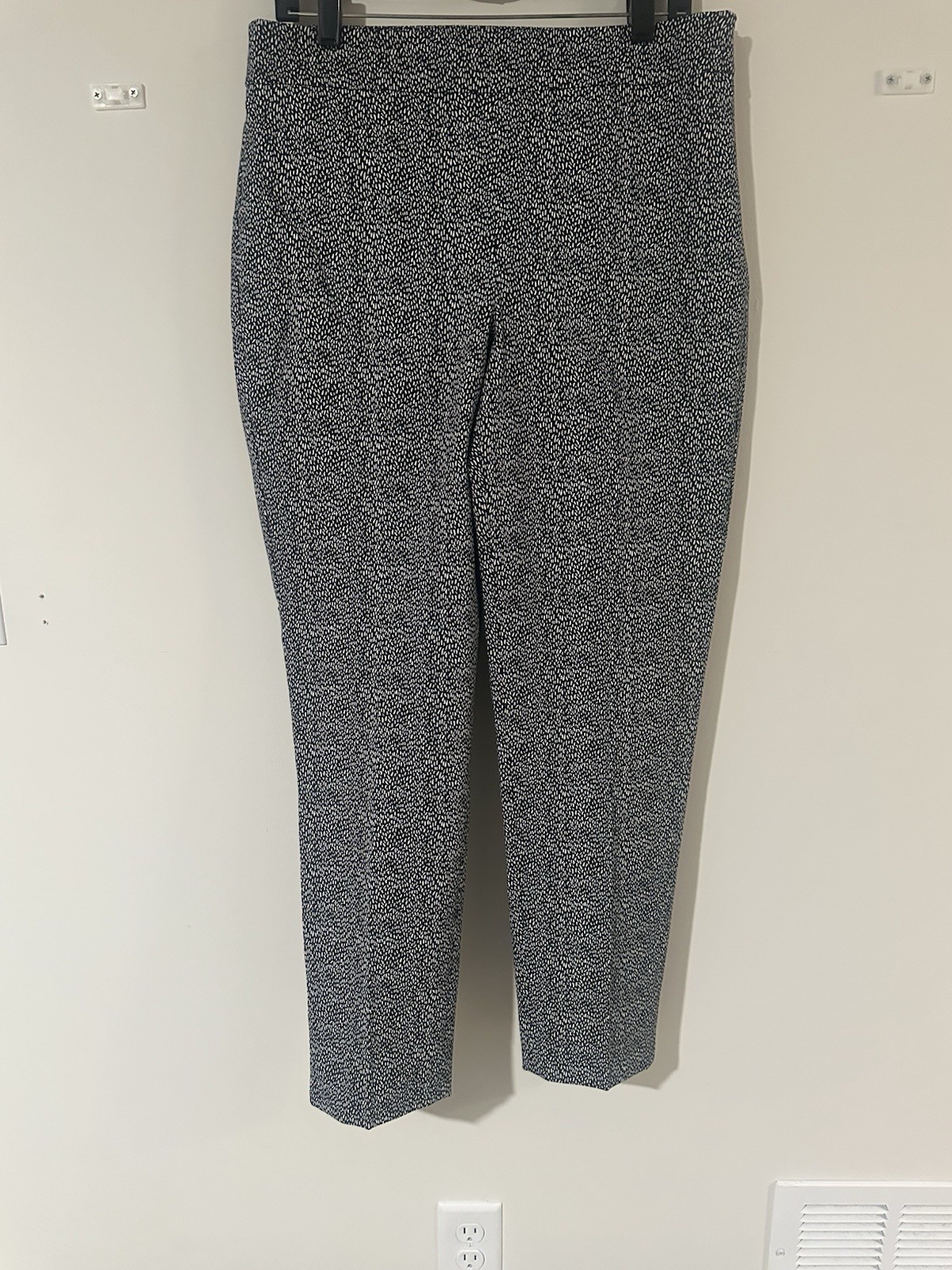 Talbots Chatham Ankle Black/white Geometric Print Pants Size 10
