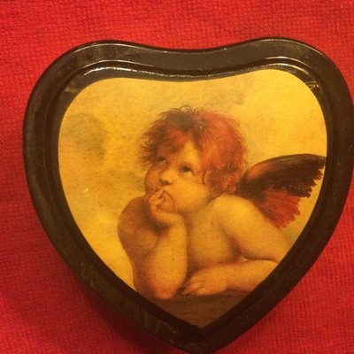   Vintage Thinking Cherub Angel Trinket / Jewelry Box Lacquered Heart Shaped