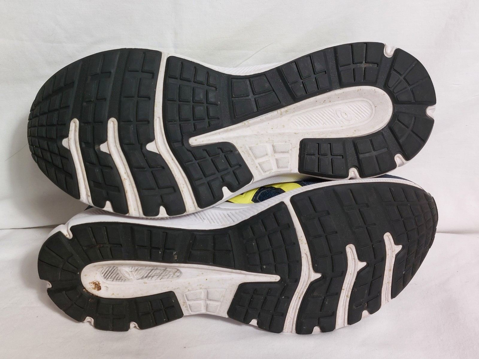 Unisex Kid's Jolt 3 GS Grade School Asics Blue Yellow Sneakers Running Size 7 thumbnail 8