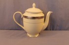 Mikasa "Palatial Platinum" Coffee Pot 8" tall, holds 5 cups — photo 3
