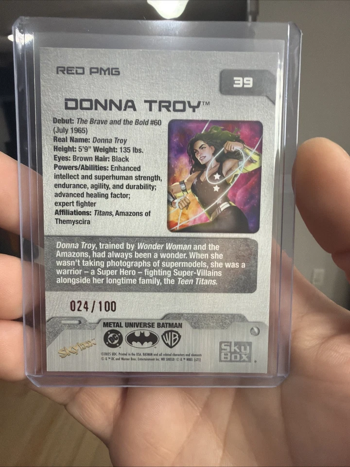 Skybox Metal Universe Batman Donna Troy 2025 rojo PMG gemas de metales preciosos/100 Foto 2 de 3