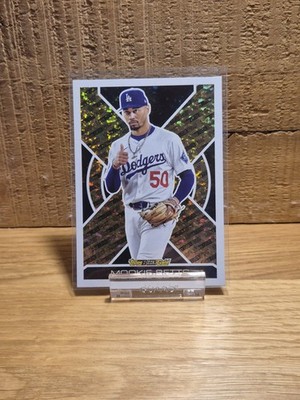 2025 Topps Mookie Betts Los Angeles Dodgers #BG-21 Black&Gold