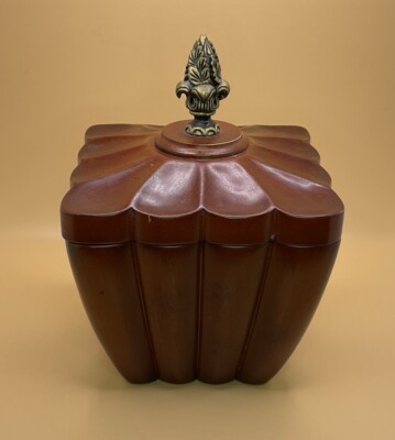 Bombay Company 094 Musical Jewelry Box Cherry Faux Wood Scalloped Design *READ*