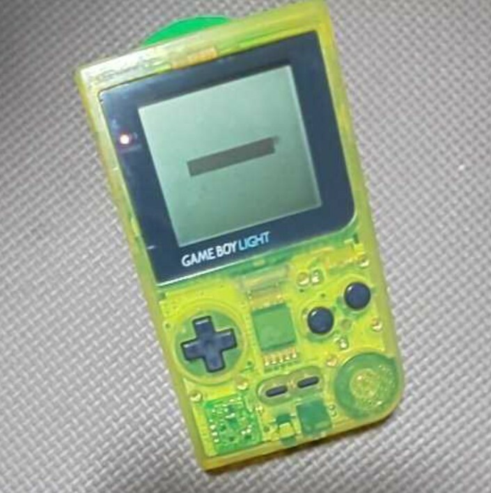 ゲームボーイライト Unboxing The 1998 Nintendo GameBoy Light! - YouTube