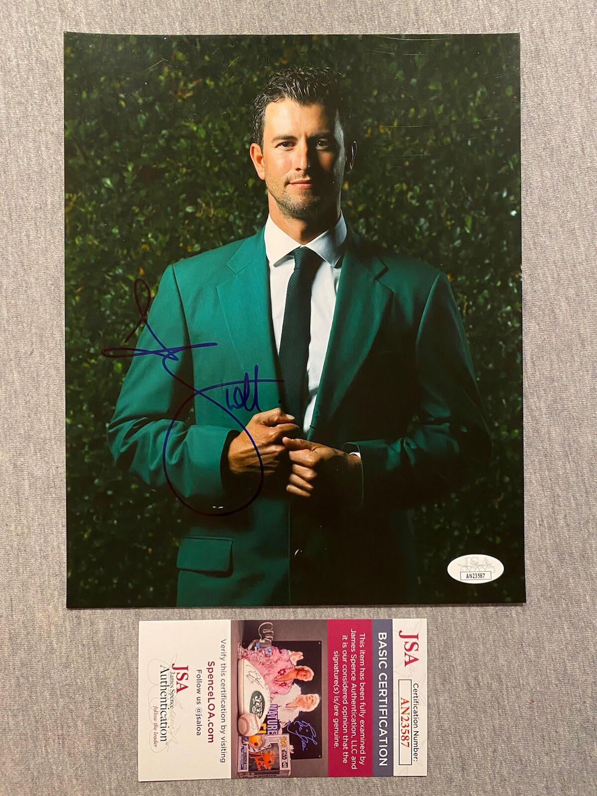 Adam Scott Autographed Signed 8x10 PHOTO 2013 MASTERS CHAMPION GREEN JACKET- JSA AN23587 