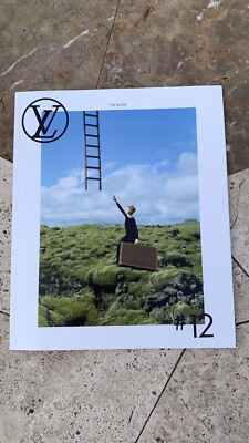 【非売品】ルイヴィトン／THE BOOK 書籍／#1〜#12／12冊+ステッカー Louis Vuitton The Book #1-12,14-16,200 16 Books w/ 1 sheet