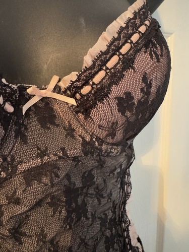 Victoria Secret Sexy Little Things Pink Black Lace French Maid Bra Apron NWT 34B - Picture 2 of 4