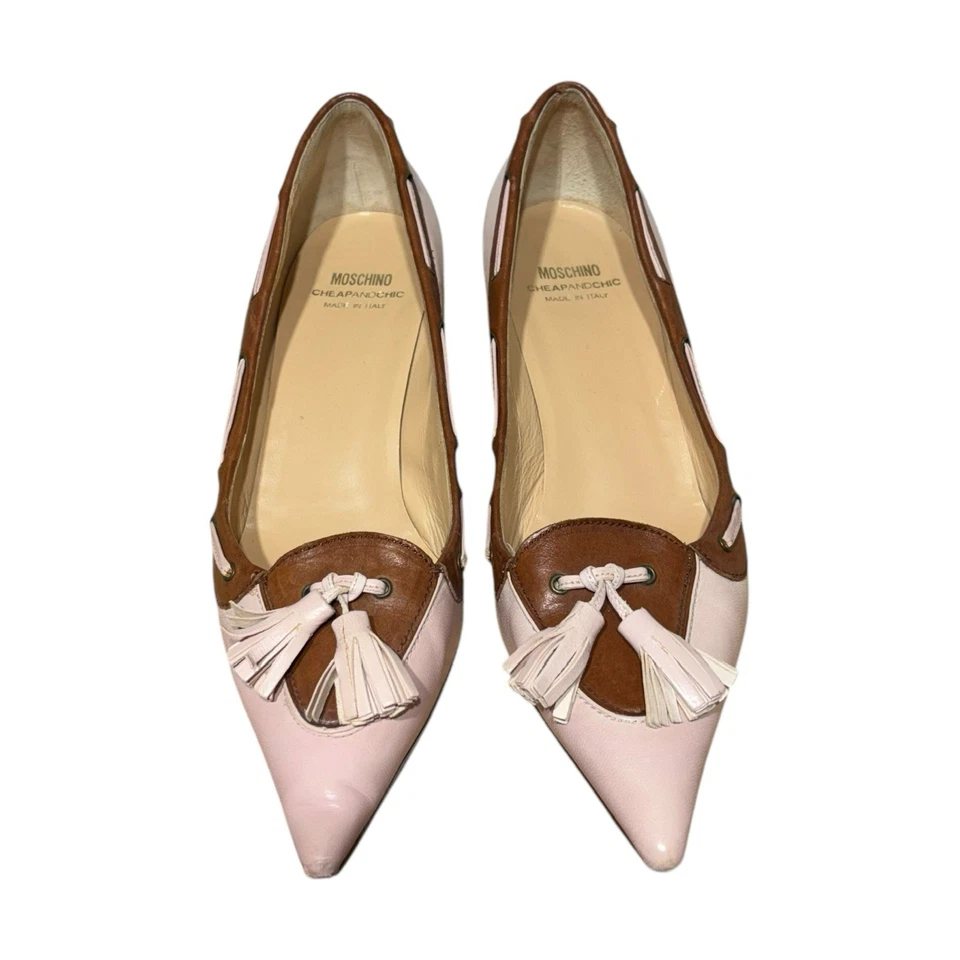 Zapatos de salón Moschino vintage baratos y elegantes de cuero para gatito rosa y marrón  Foto 2 de 4