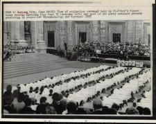 1975 Press Photo Ordination ceremony in St. Peter s Square at Vatican City