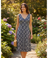 NEW Loft 4 Dress Blue Medallion Sleeveless V Neck Boho Coastal Office Siren