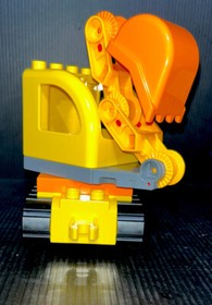 LEGO 10812 Truck & Tractor Excavator Duplo 26 Pieces Complete Set