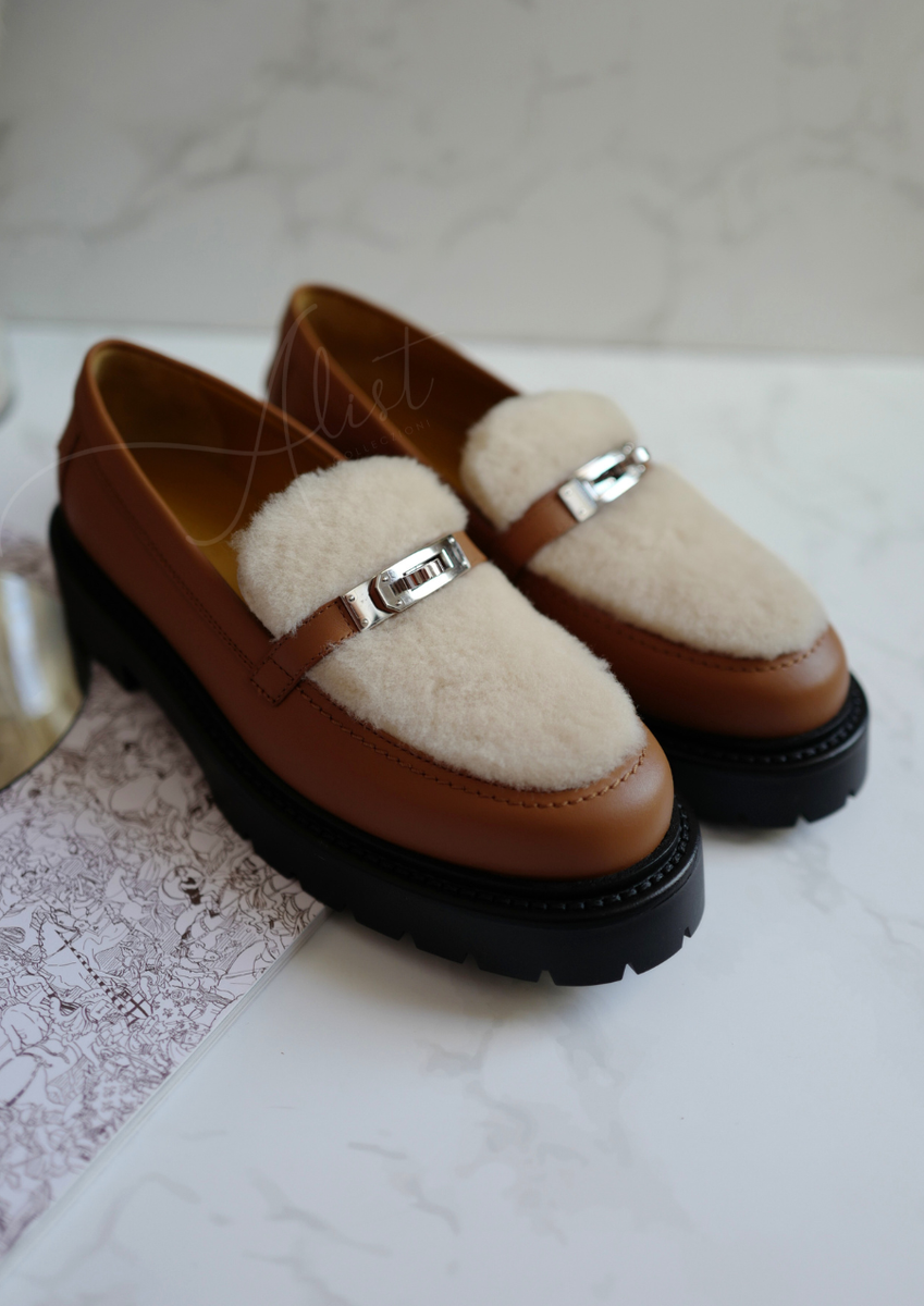もこもこが大人可愛い♪2色 HERMES エルメス Icone ローファー もこもこが大人可愛い♪2色 HERMES エルメス Icone ローファー