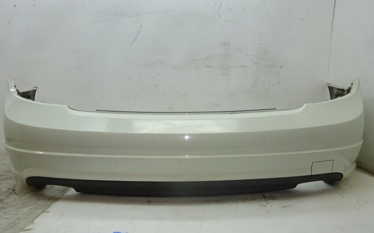 2008 2011 Mercedes Benz C300 W204 Rear Bumper White Assembly OEM