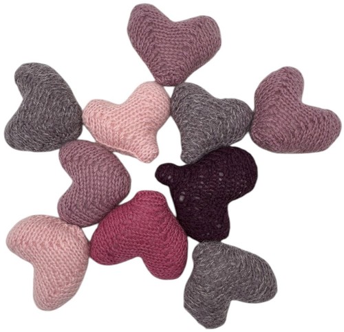 10 Small Knit Sweater Heart Pillow Tucks Valentine’s Day Pinks & Lavenders - Picture 2 of 8