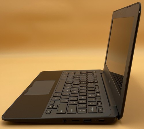 HP CHROMEBOOK 11 G6 EE CELERON N3350 1,10 GHz, 4 GB RAM, 32 GB HDD Touch Screen - Foto 2 di 9