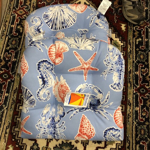 cushions beach theme