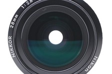 Near MINT Nikon Ai Nikkor 28mm f/2.8 MF Wide Angle Lens For F Mount JAPAN