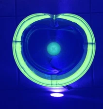 Vintage Murano Large Art Glass Ashtray Cigar Catchall It Glows 7" and 5lbs Heavy