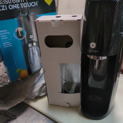 !EINMAL BENUTZT! SODASTREAM FIZZ ONE TOUCH !Preislich zu verkaufen!