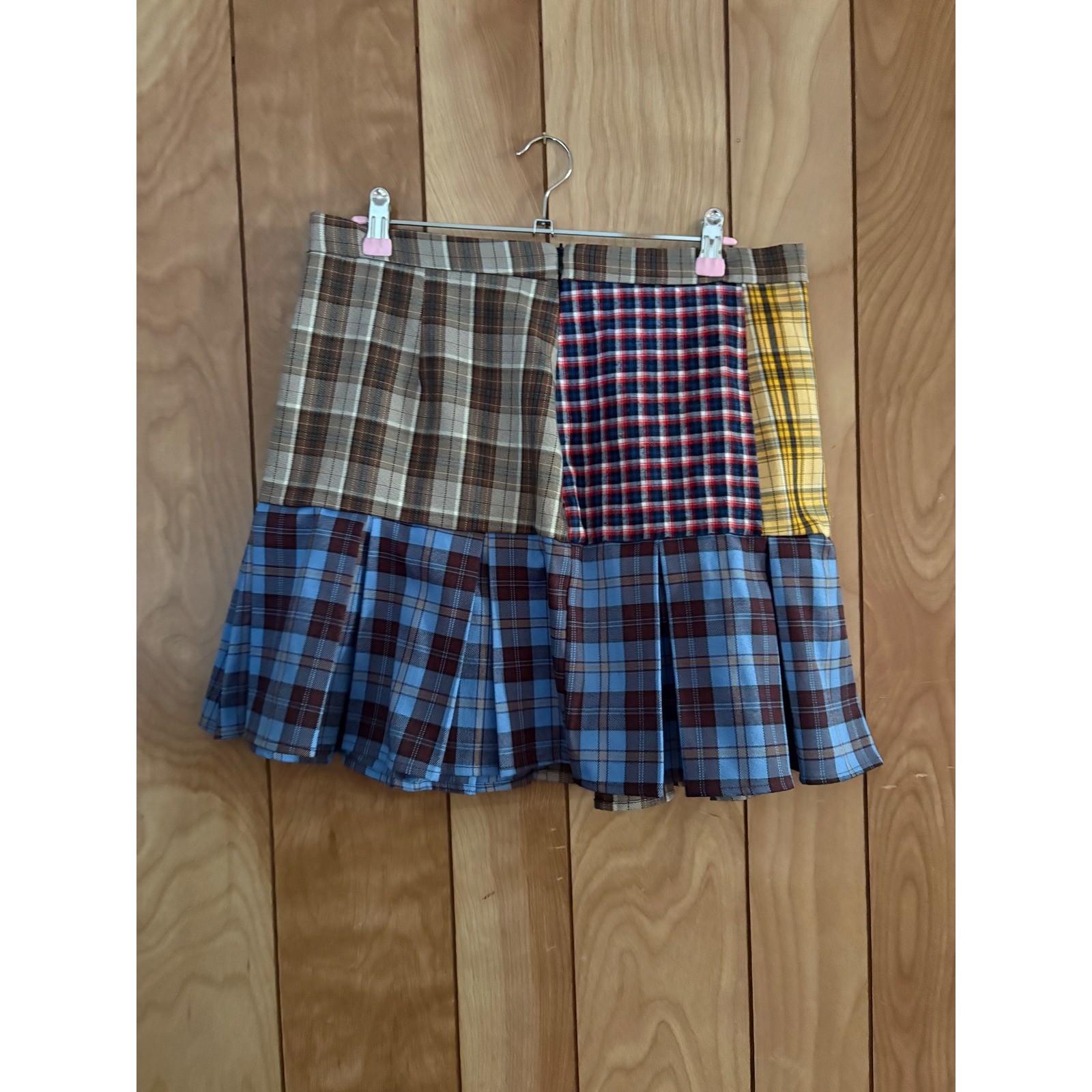 SHEIN Mixed Plaid Patchwork Pleated Mini Skirt Mu… - image 2